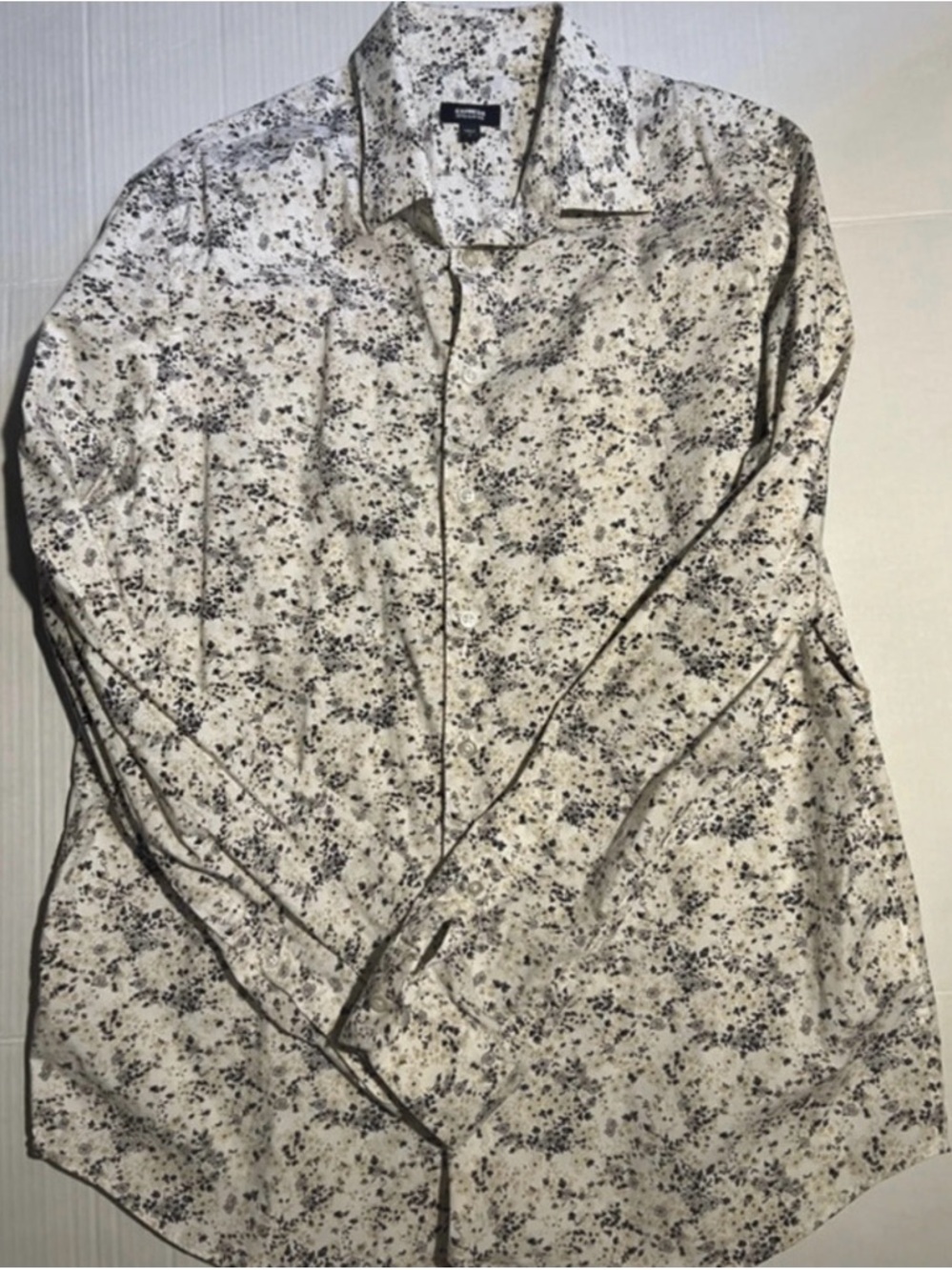 Express Button-Up Floral Dress Shirt in White and Black